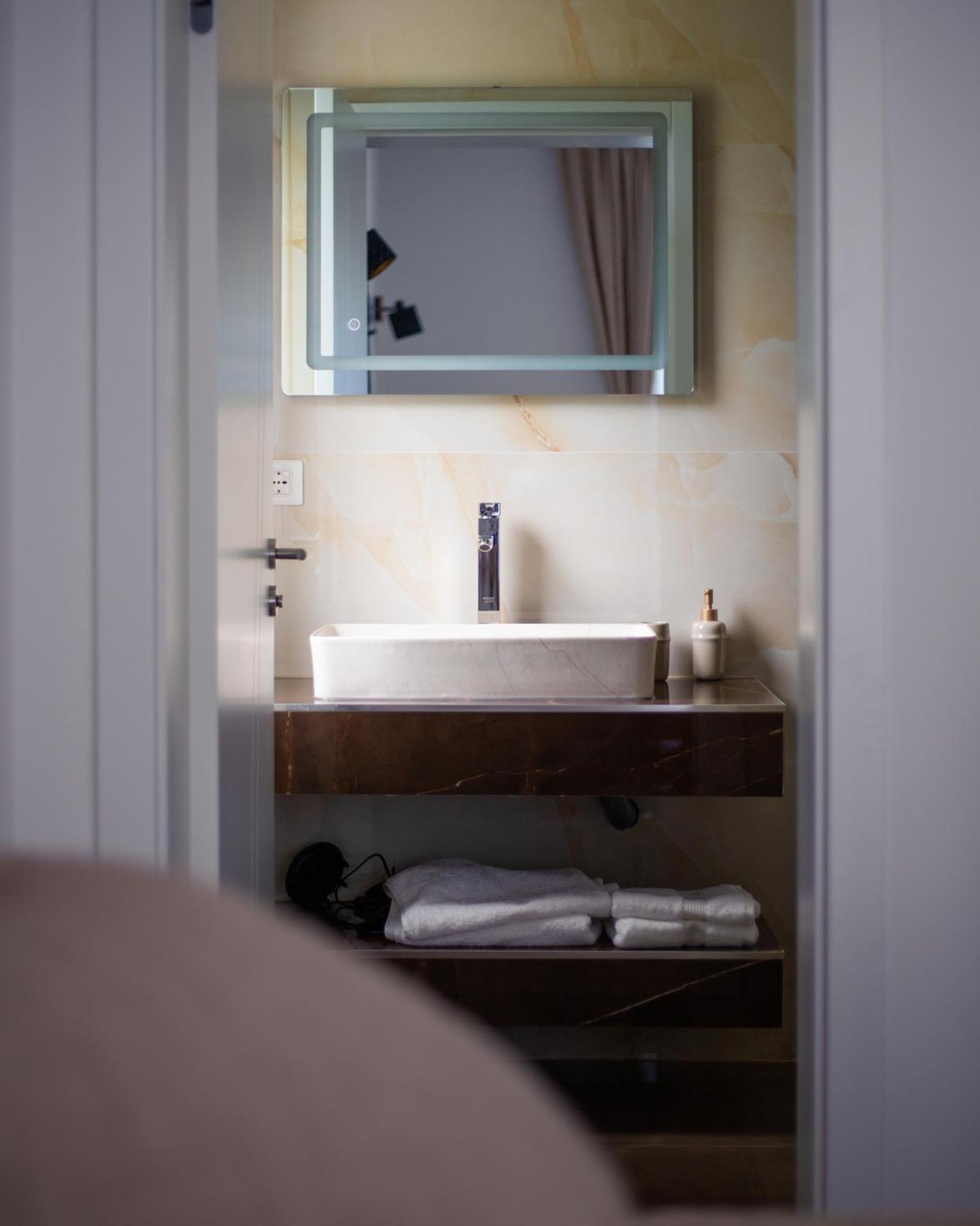 White House Radac Peja Bed & Breakfast Luaran gambar